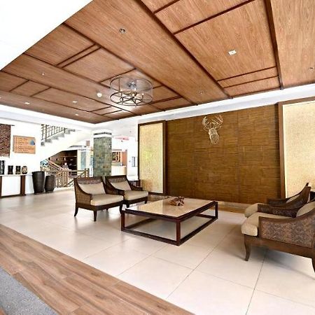 The Aston Executive Suite 2Br Balcony Near Mines View Baguio Baguio City Exterior photo